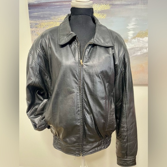 Hill & Archer Other - Hill & Archer men’s leather bomber style jacket,Approx 24” PTP, 26” Long Size 42